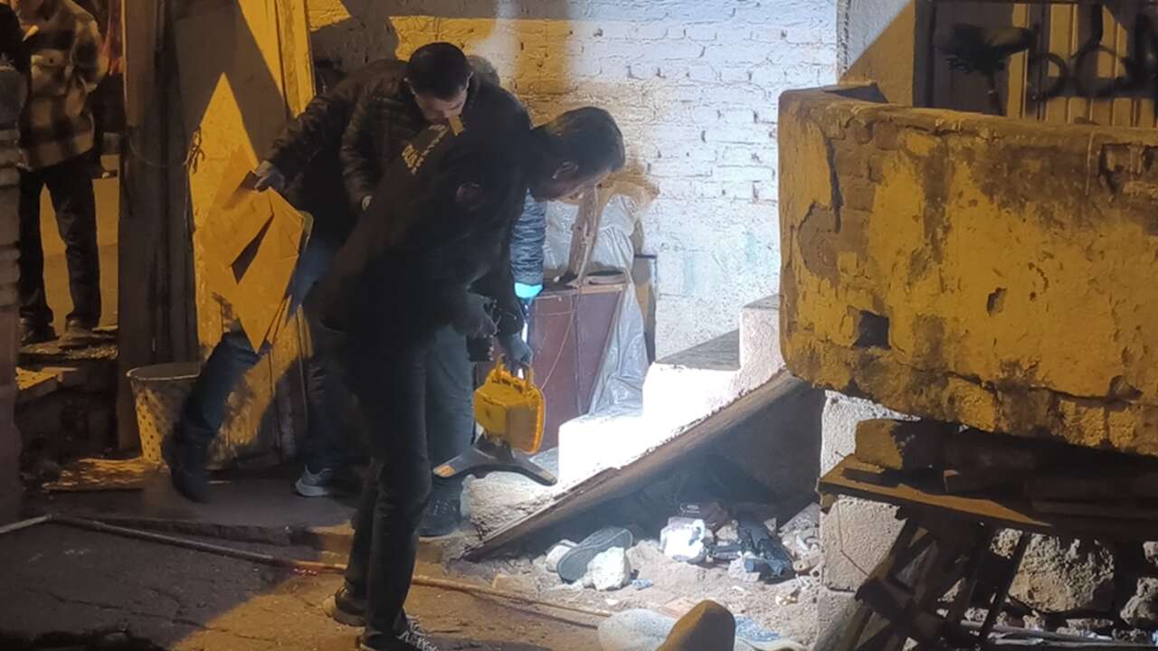 Gece vakti komşu kavgası! 2 kişi pompalı tüfekle vuruldu 7